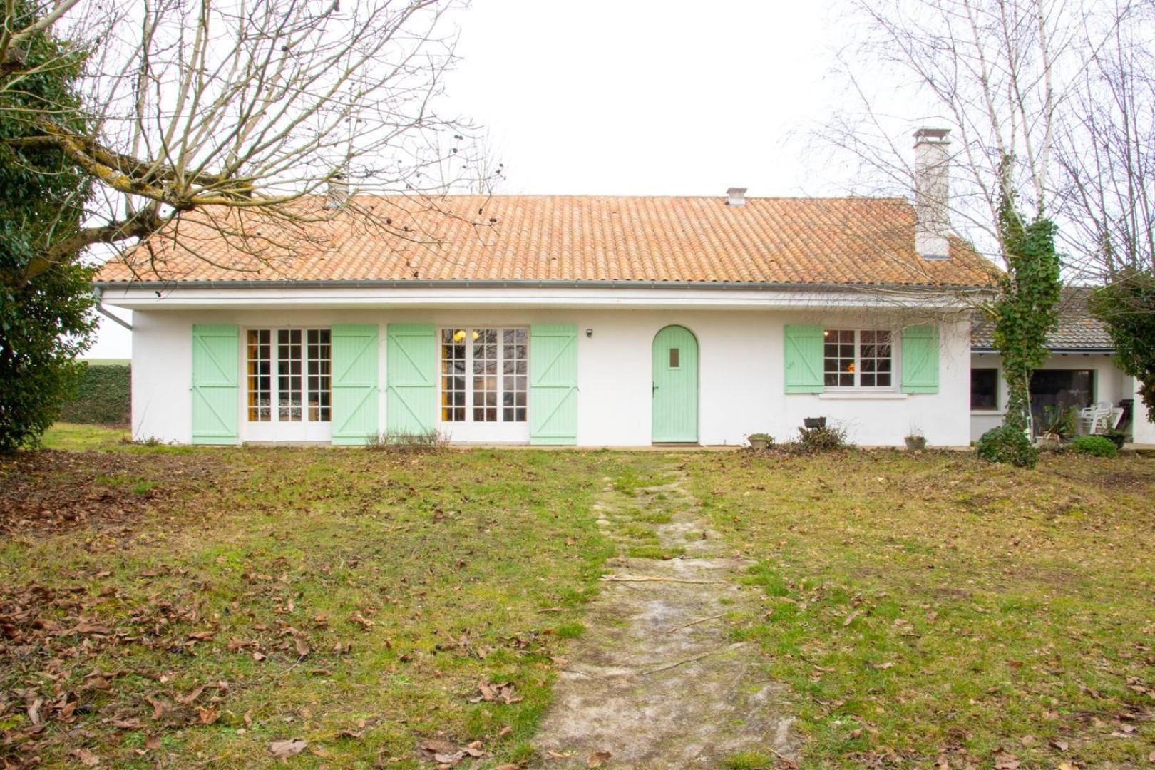 Le gîte campagnard à 10 min de Poitiers Migné-Auxances Esterno foto